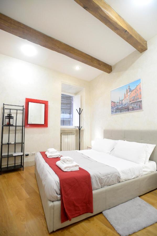 ローマLa Casa Degli Osti 1 - Piazza Navonaアパートメント エクステリア 写真