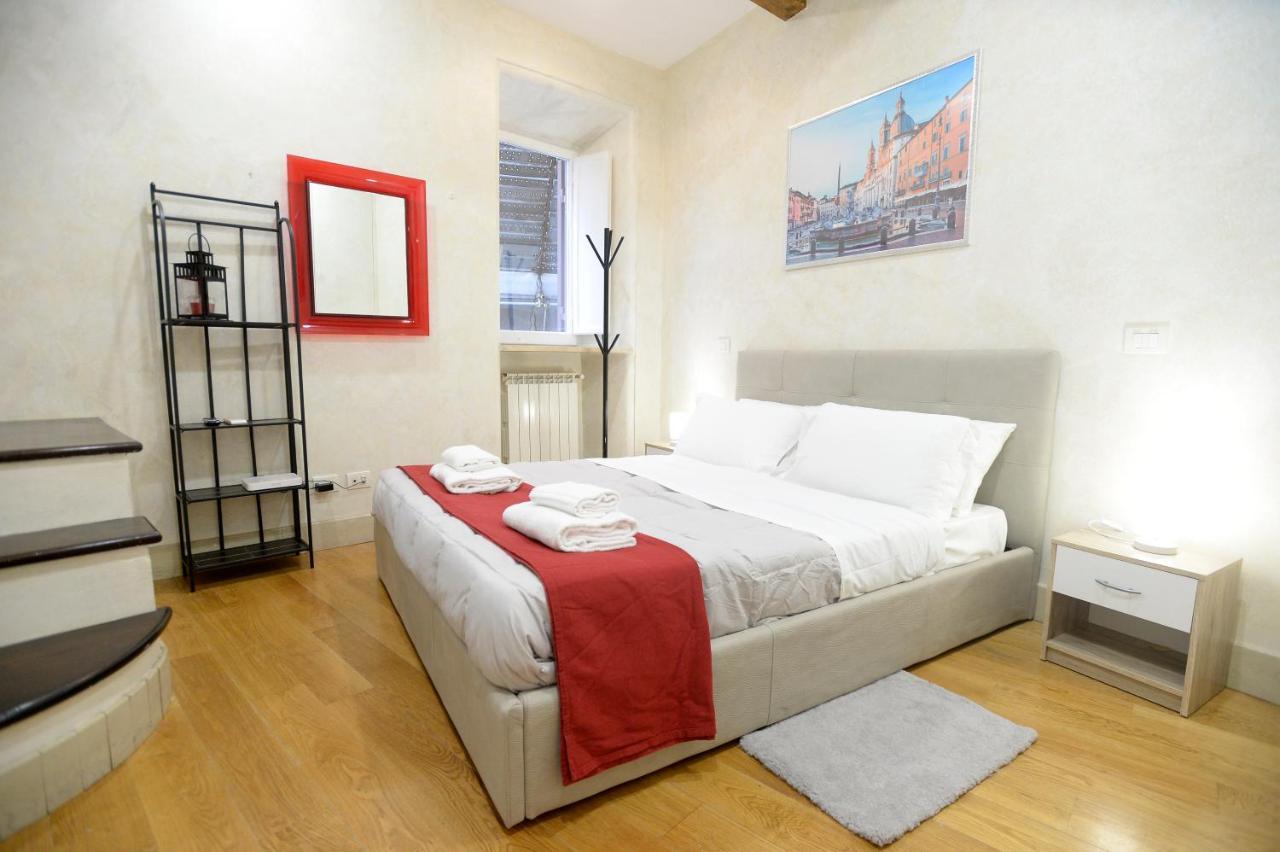 ローマLa Casa Degli Osti 1 - Piazza Navonaアパートメント エクステリア 写真