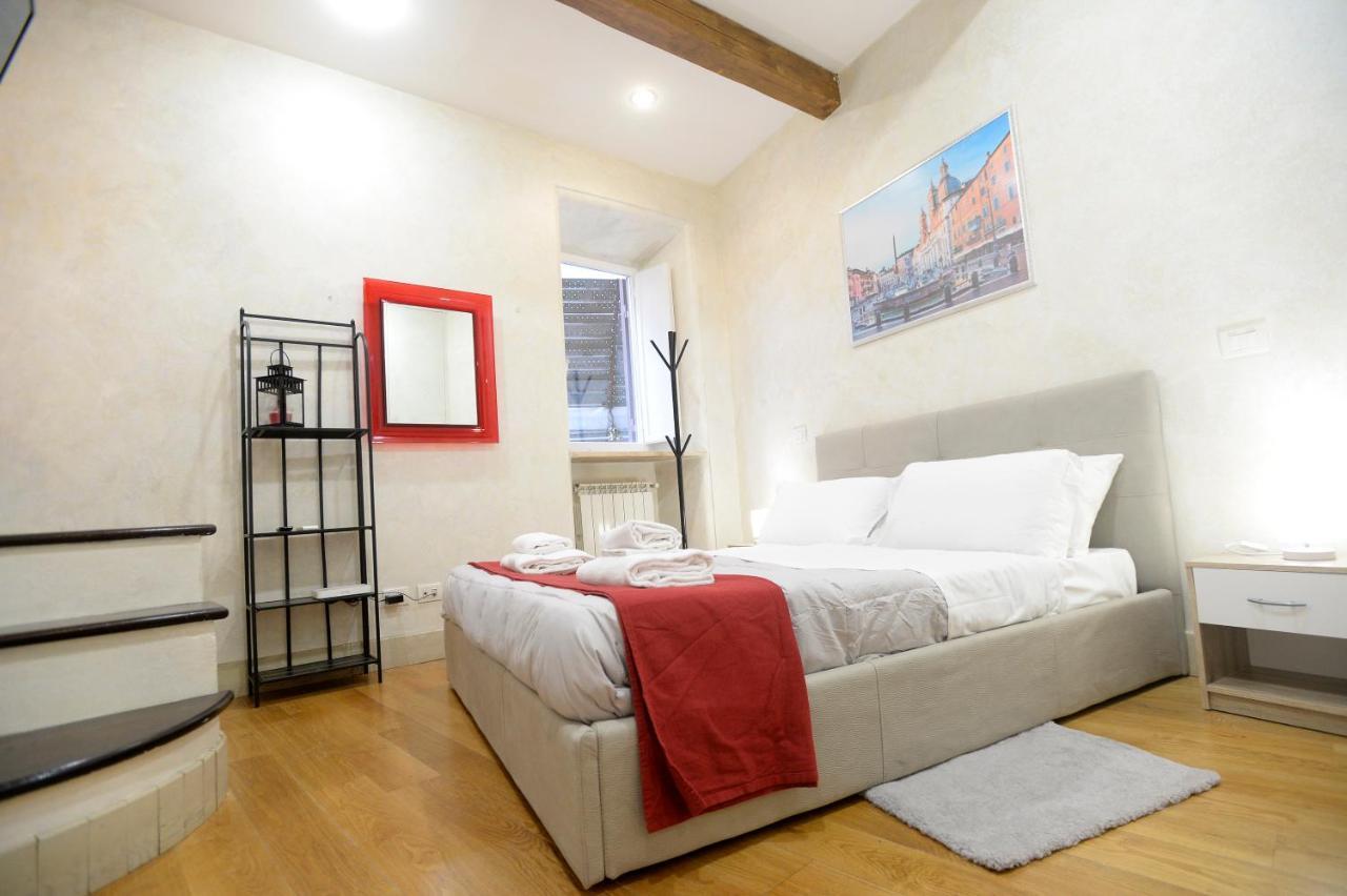 ローマLa Casa Degli Osti 1 - Piazza Navonaアパートメント エクステリア 写真