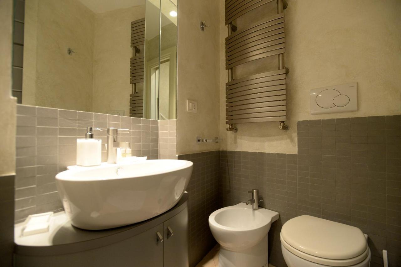 ローマLa Casa Degli Osti 1 - Piazza Navonaアパートメント エクステリア 写真